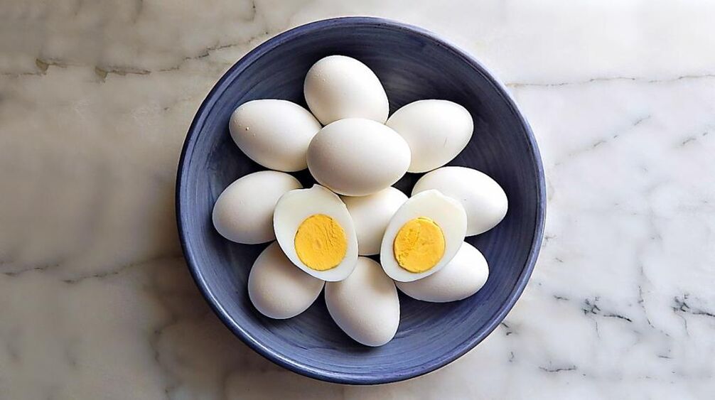 Telur ayam adalah produk penting dalam diet diet kimia