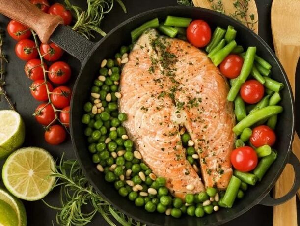 Ikan dengan sayuran